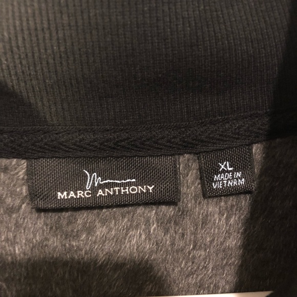 Marc Anthony button and zipper sweater - Picture 2 of 3